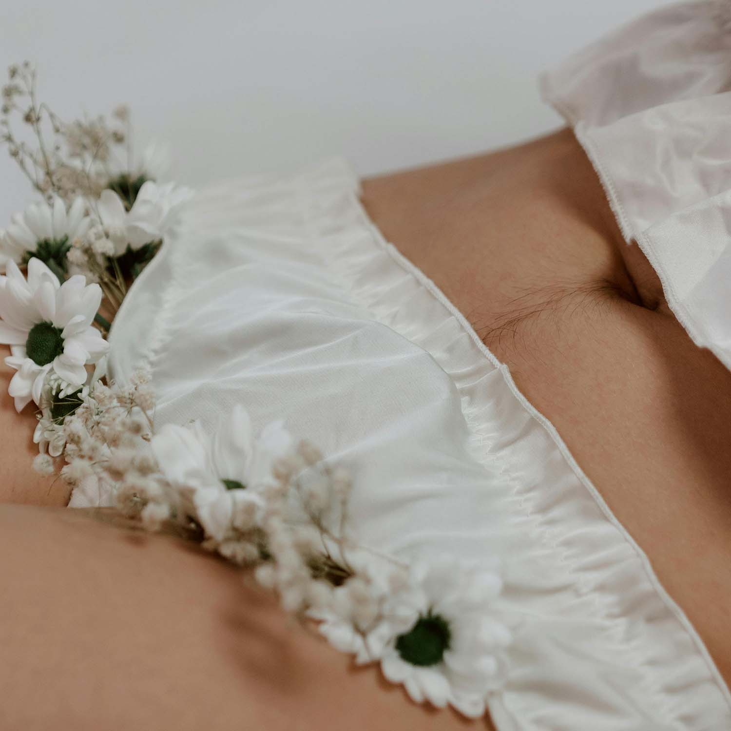 Kaikenkarvaiset naiset – karvat kuuluvat elämään