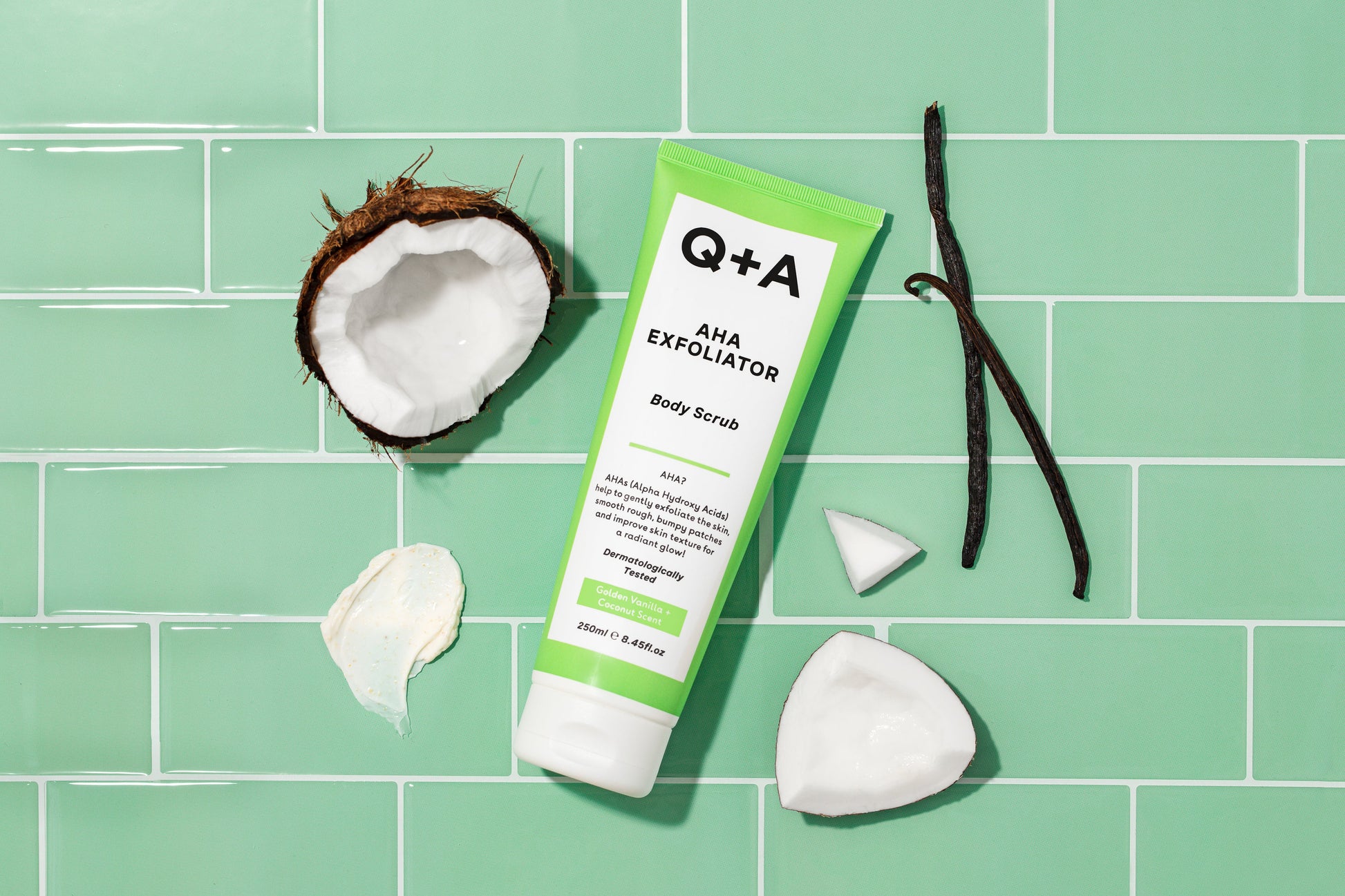 Q+A AHA Exfoliator Body Scrub vartalonkuorinta happokuorinta vartalolle alfahydroksihappo