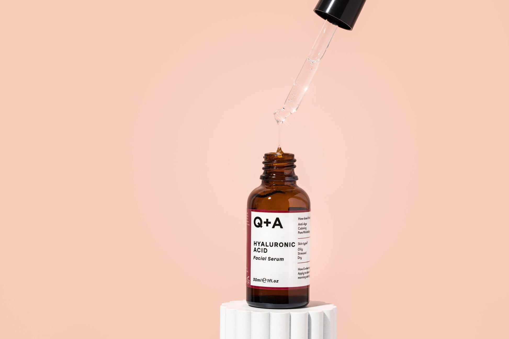 Q+A Hyaluronic Acid Facial Serum - kosteuttava seerumi hyaluronihapposeerumi